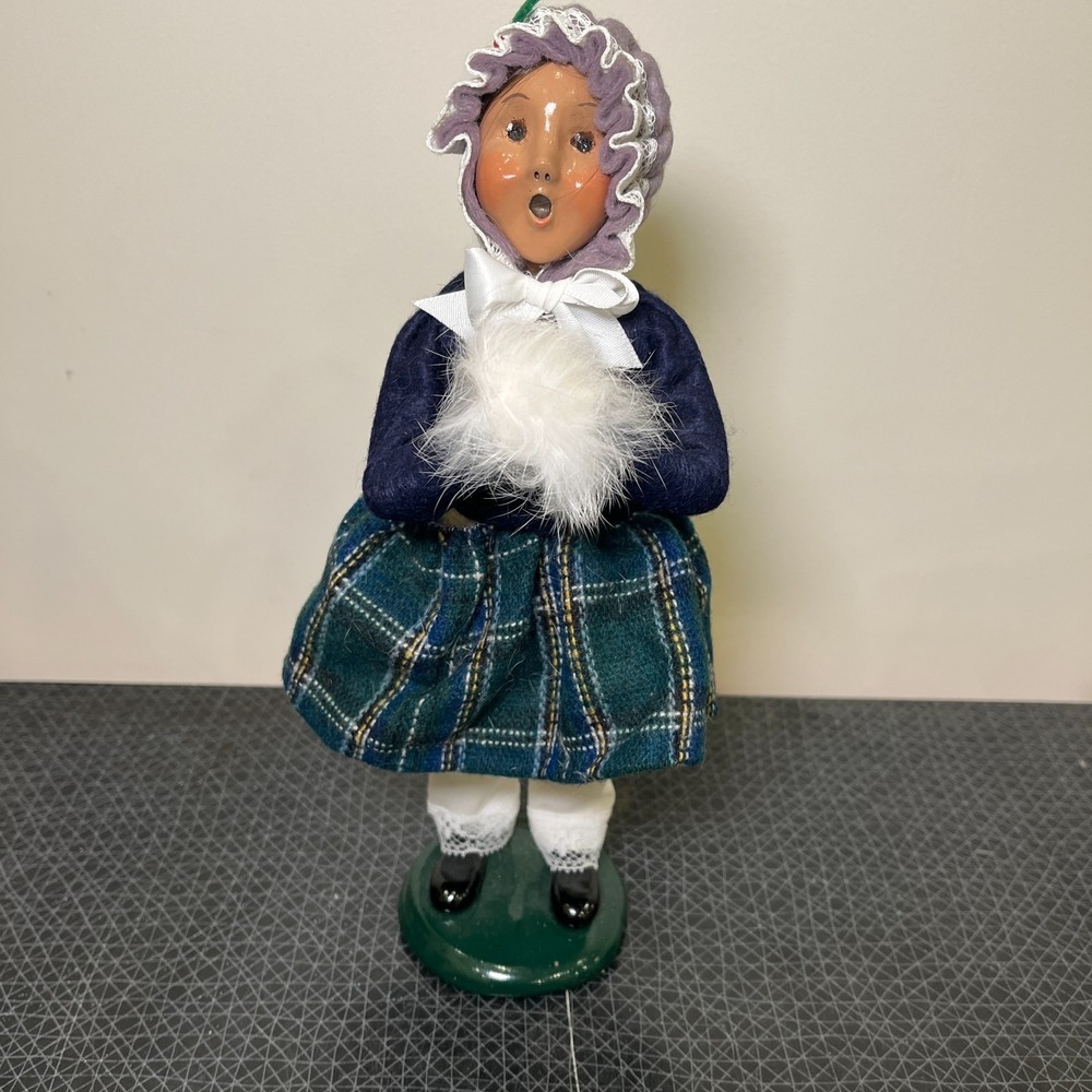 Vtg Choice Byers Carolers Girl Purple Hood, Blue and Green Plaid, White Fur Muff
